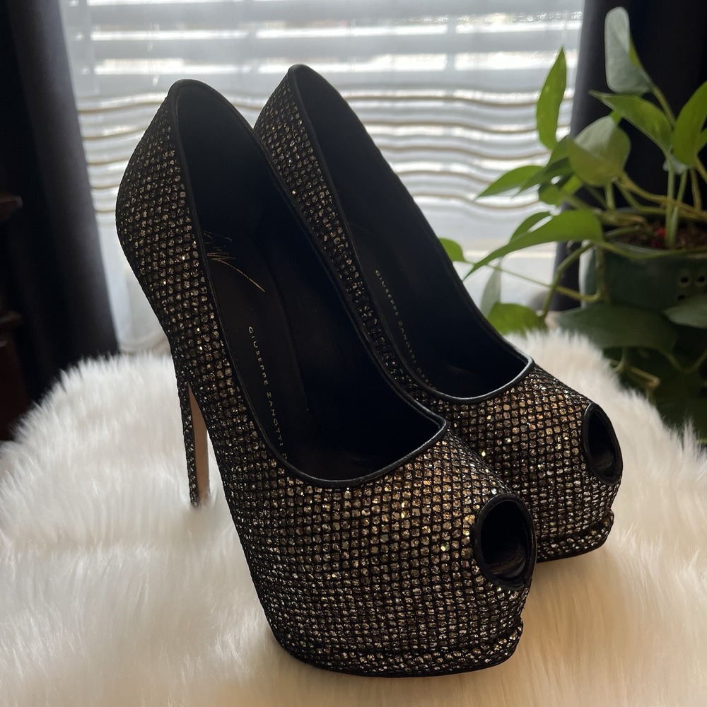 Giuseppe Zanotti Sharon Platform Peep-toe Pumps Sz 36.5 (US 6.5) Sparkle Shimmer